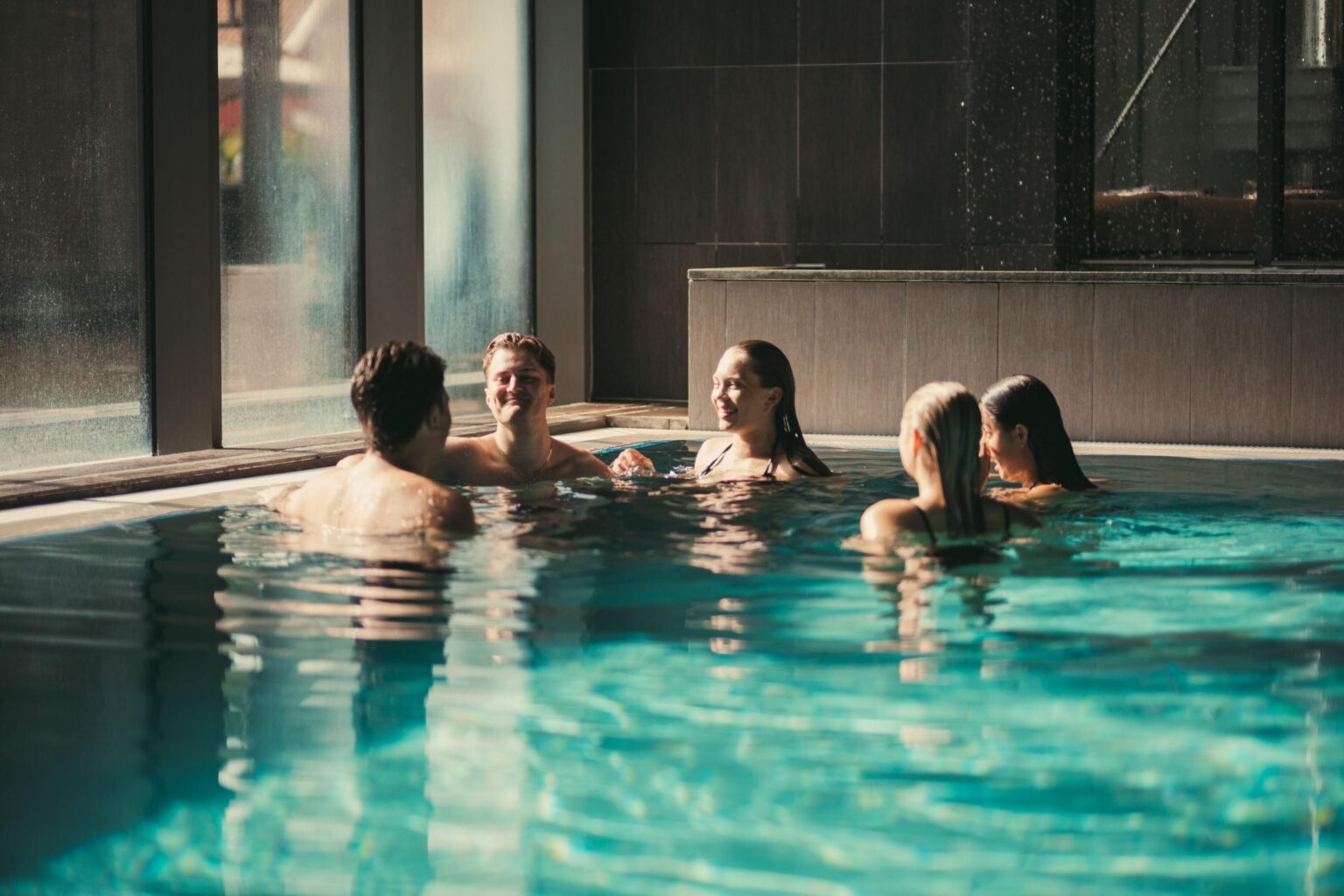 Strömstad Spa Gäng i poolen